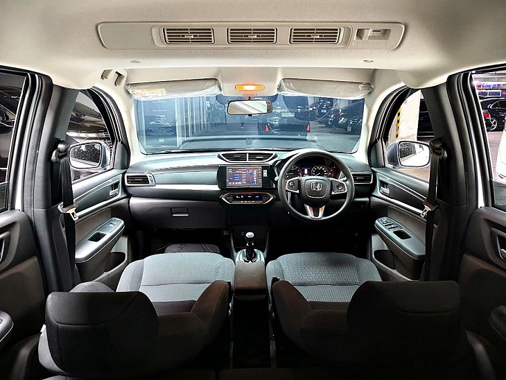 ( Gress Like New ) Honda BRV E Manual 2022 Istimewa M/T