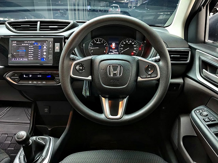 ( Gress Like New ) Honda BRV E Manual 2022 Istimewa M/T