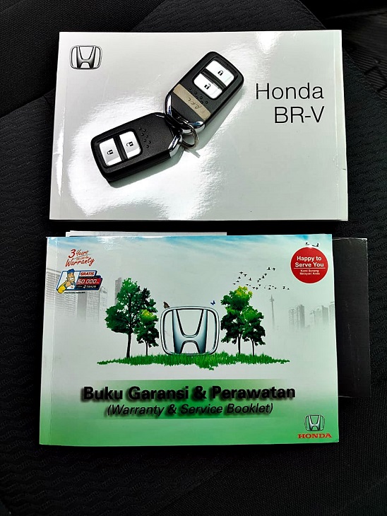 ( Gress Like New ) Honda BRV E Manual 2022 Istimewa M/T