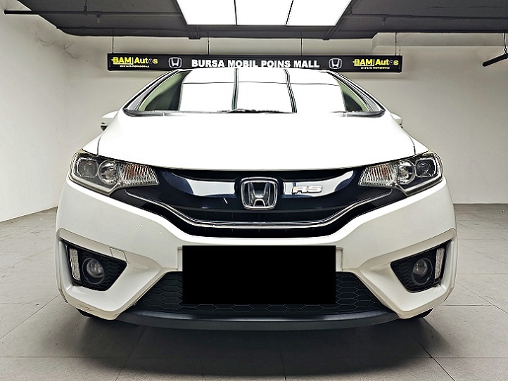 Honda Jazz RS 2015 AT Putih Mutiara Terawat