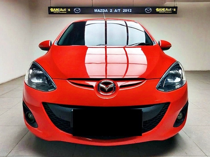 ( TDP 13 juta ) Mazda 2 2012 Automatic 1.5 S Terawat baik