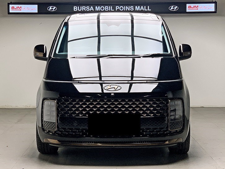 Hyundai Staria Signature 7 seat 2021 Full Record